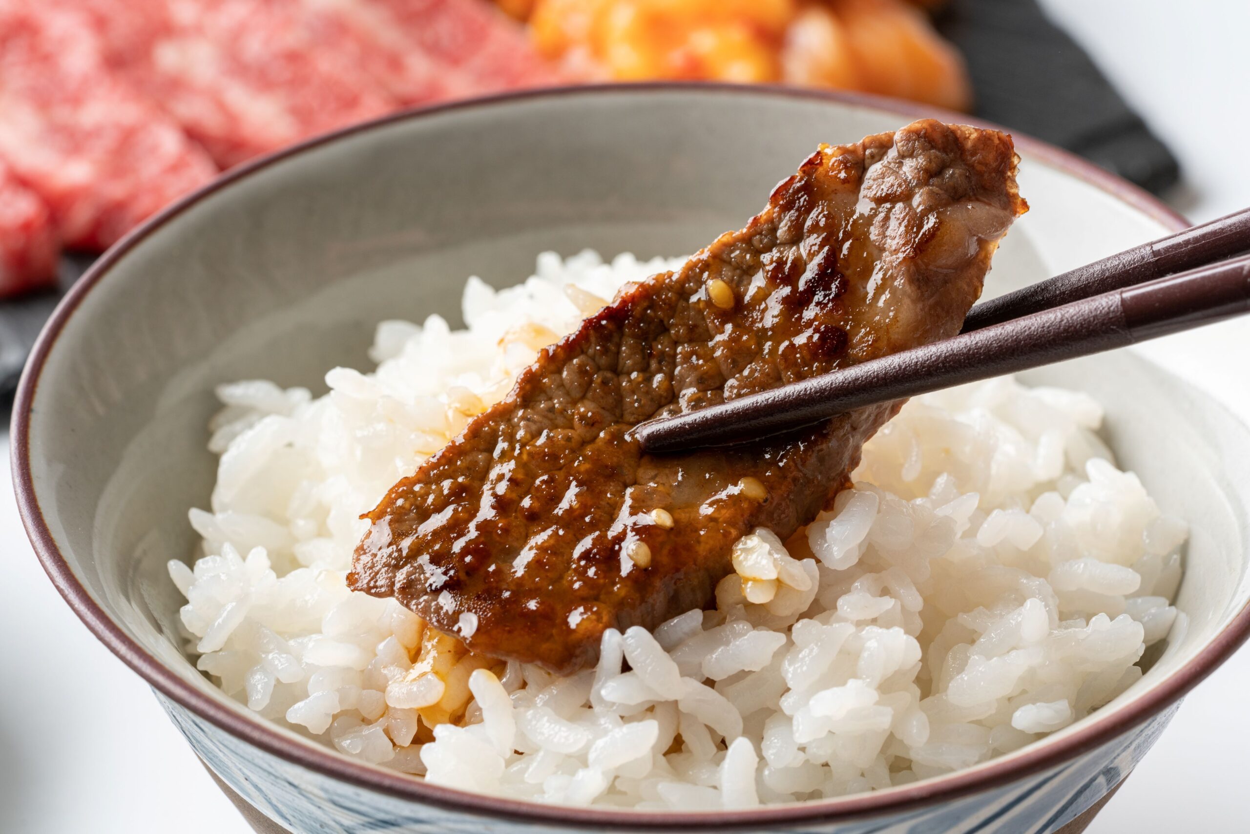 職場の人間関係に疲れたらおいしいものを食べよう