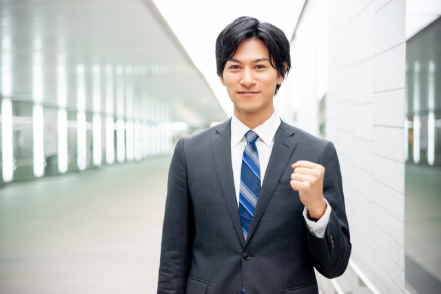 未経験から90%活躍中！未経験から高収入・理想のキャリアを実現！【営業職（愛知・三重・岐阜）】直行直帰OK！残業なし！